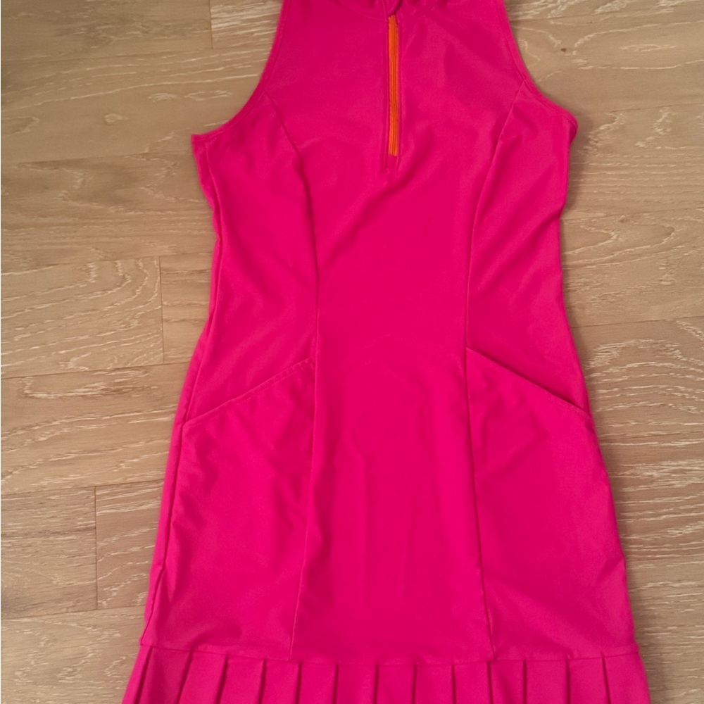 Tzu Tzu Golf Dress Size Medium